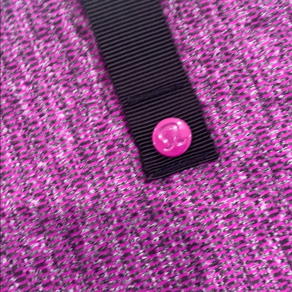 Lululemon multi use snap shawl / yoga towel - Picture 5 of 6